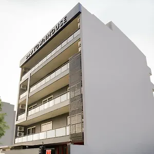 https://oyo-townhouse-223-kanhai-chowk-sector-45.top-gurgaonhotels.com